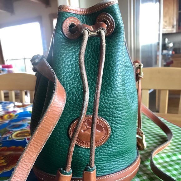 Dooney & Bourke Handbags - Dooney & Bourke Bucket Bag